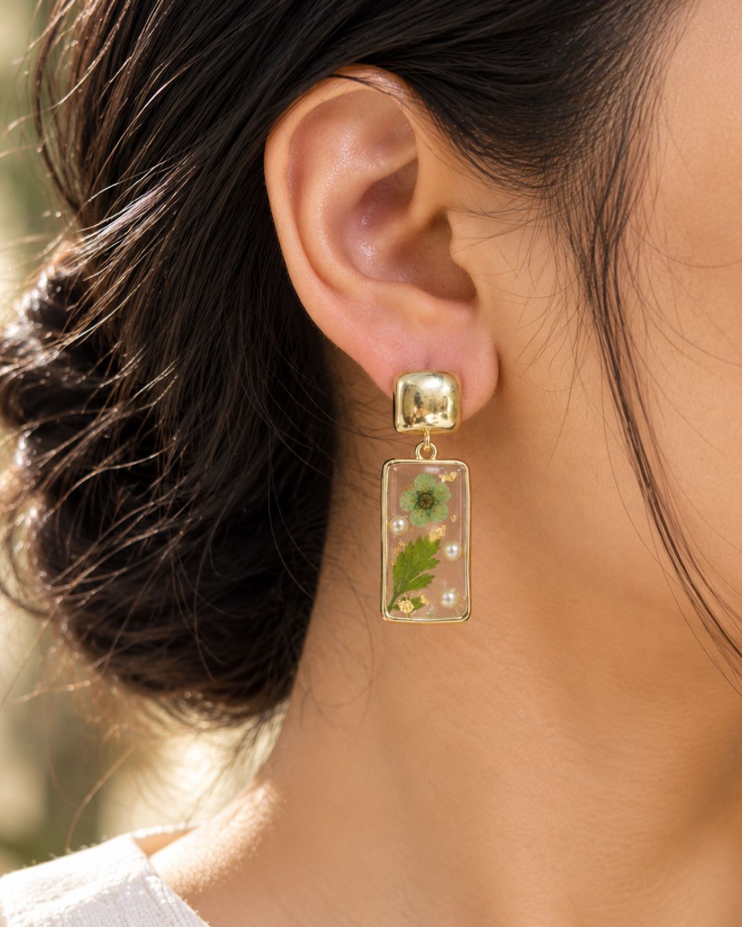 Bud Resin Drop Earrings