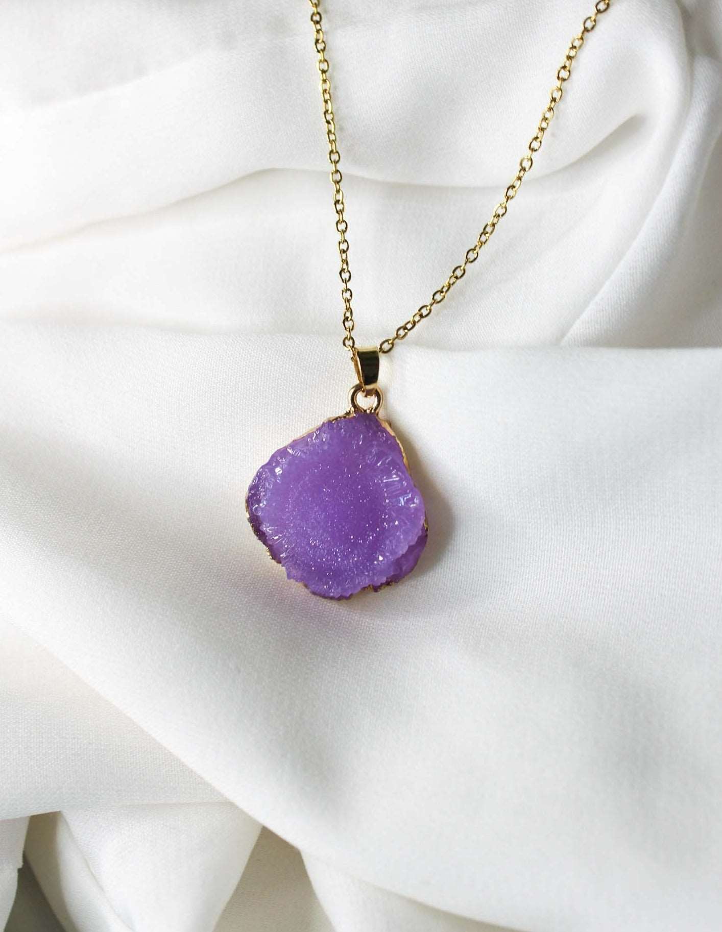 Distorted Agate Stone Pendant