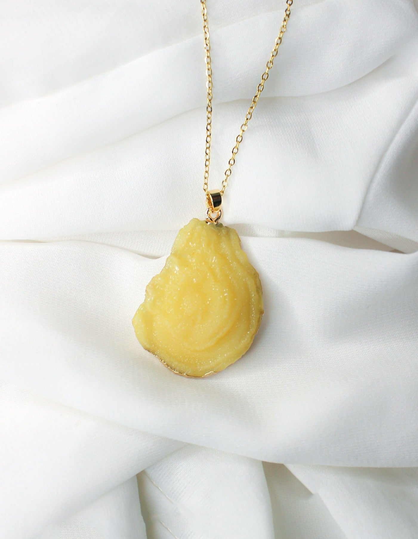 Petal Agate Stone Pendant