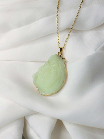 Petal Agate Stone Pendant